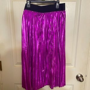 Lularoe elegant “Jill” metallic bright fuschia skirt size L